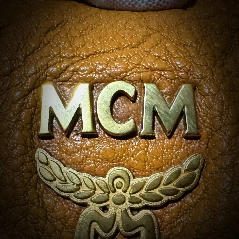 Authentic MCM Vintage shoulder bag Tan Leather Satchel tote bag - Picture 13 of 17